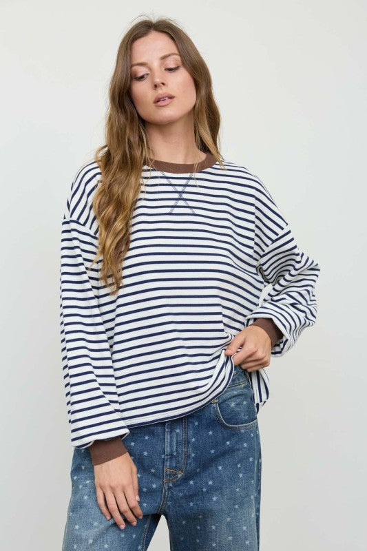 Stripe crewneck v-stitch knit top